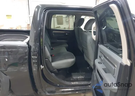 2016 Ram 1500 Big Horn z USA, uszkodzony, nr VIN 3C6RR7LT0GG174725